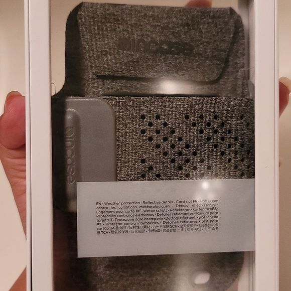 NIB-2pc. Iphone 5 Cellphone Case and Arm Band bundle - Picture 5 of 5